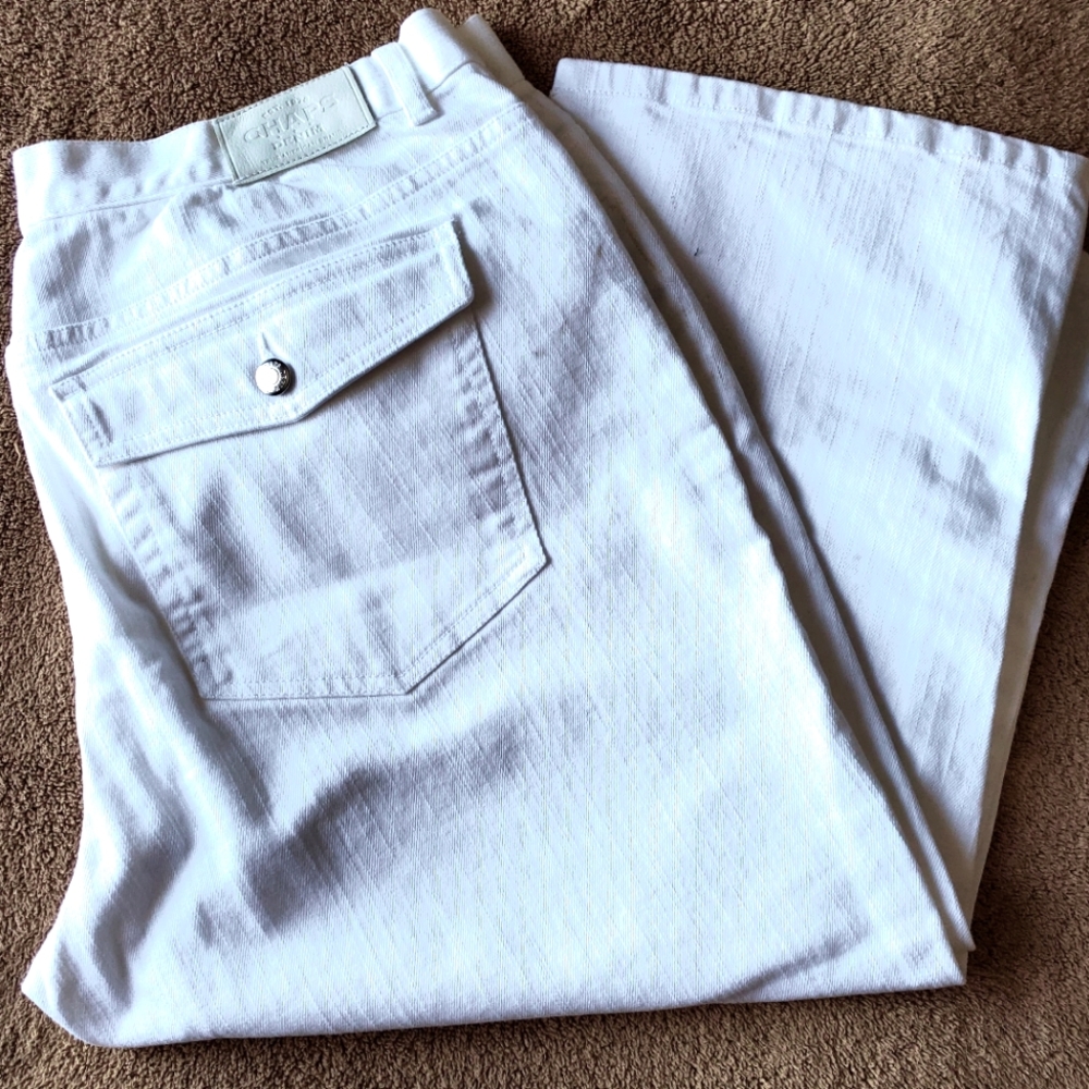 Chaps White Denim Capri Pants